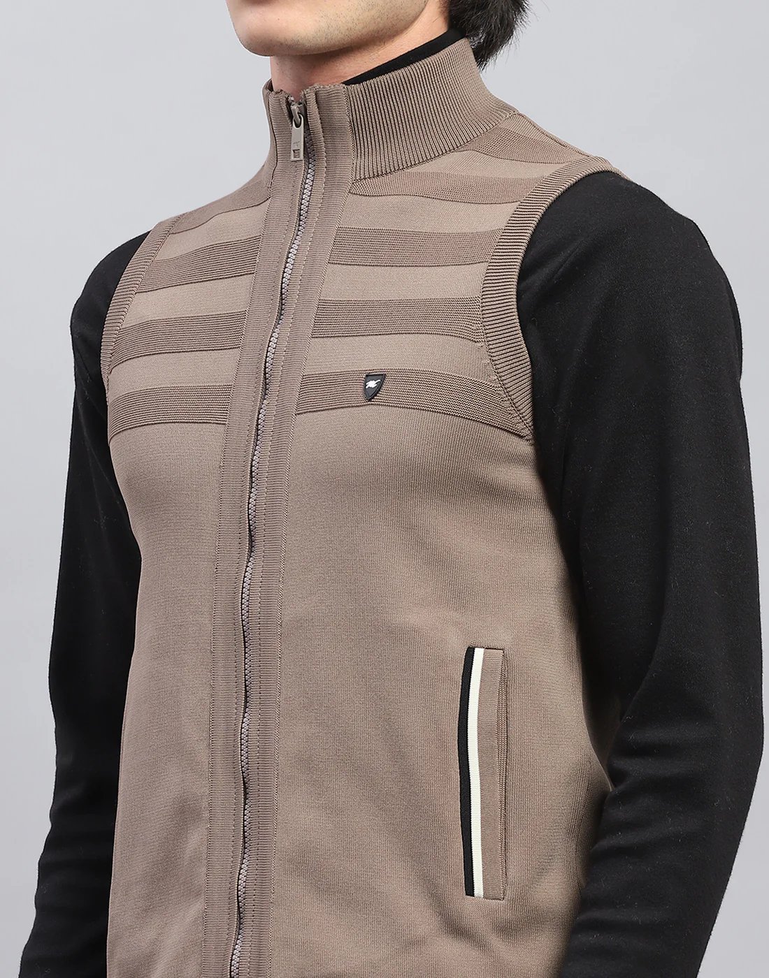 Men Brown Solid Mock Neck Sleeveless Sweater - Image 7