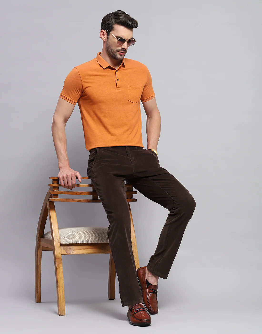 Men Brown Solid Regular Fit Trouser - Image 2