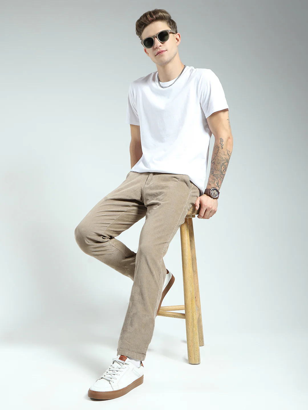 Men Brown Solid Regular Fit Trouser - Image 2