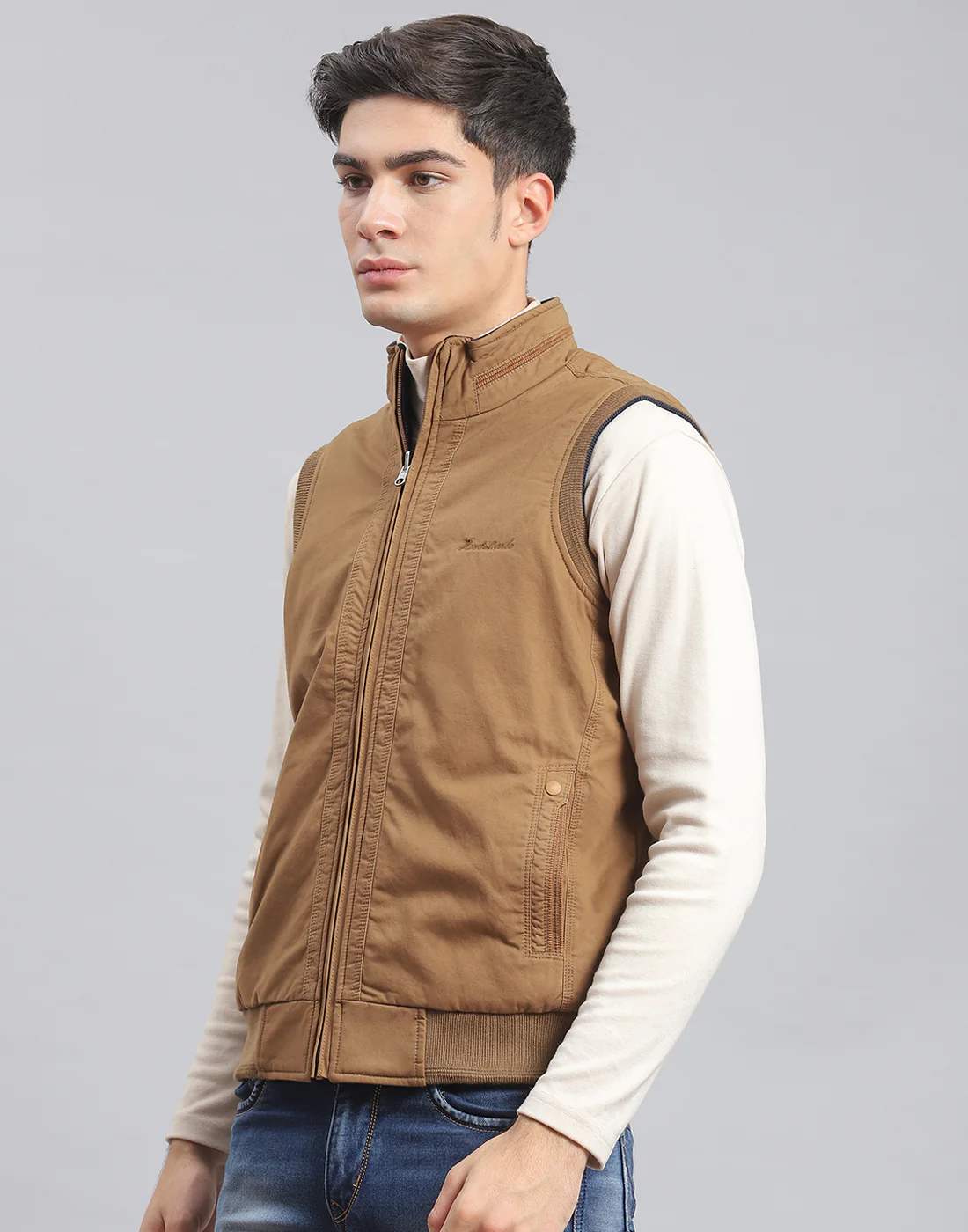 Men Brown Solid Stand Collar Sleeveless Jacket - Image 5
