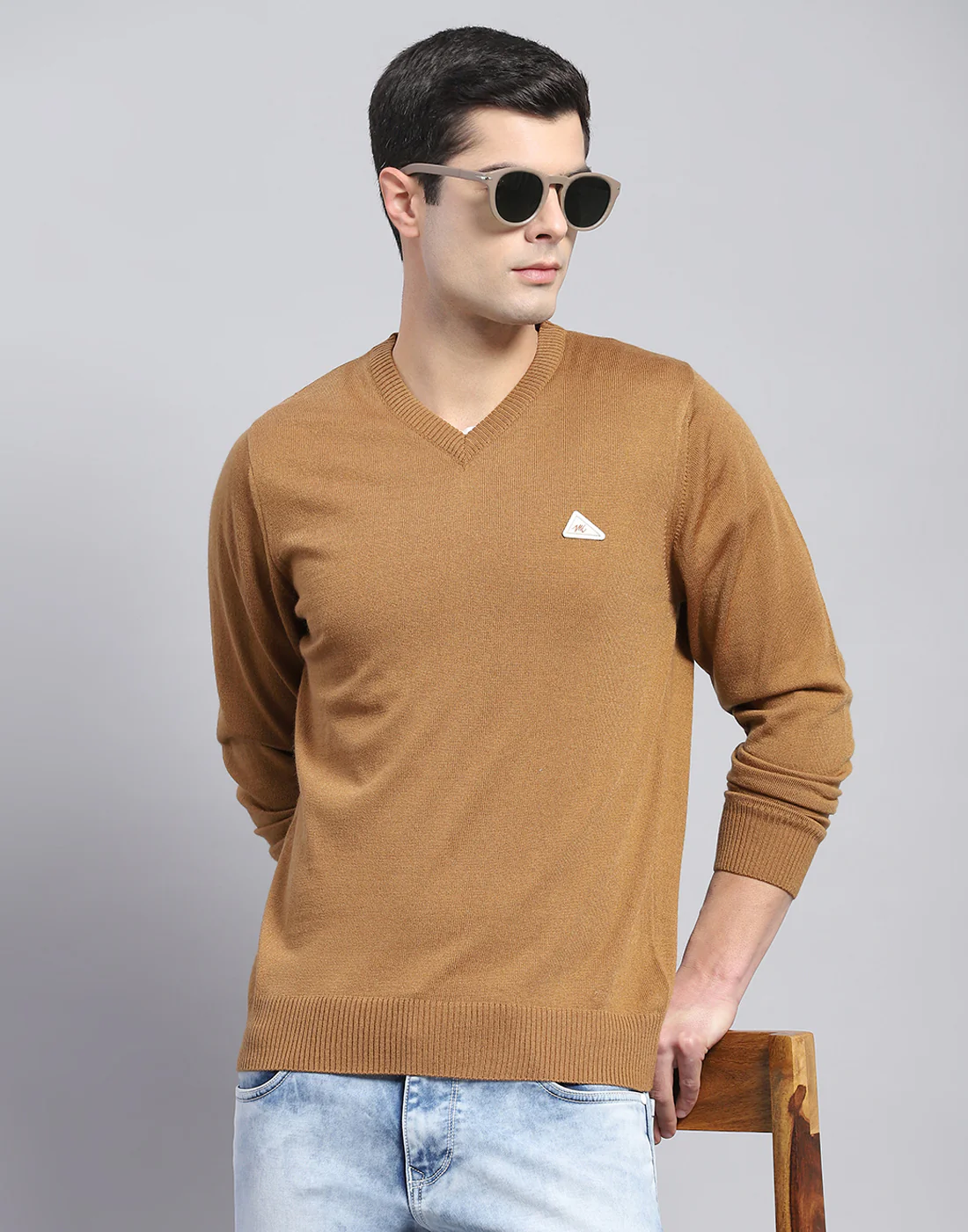 Men Brown Solid V Neck Full Sleeve Pullover - Image 6
