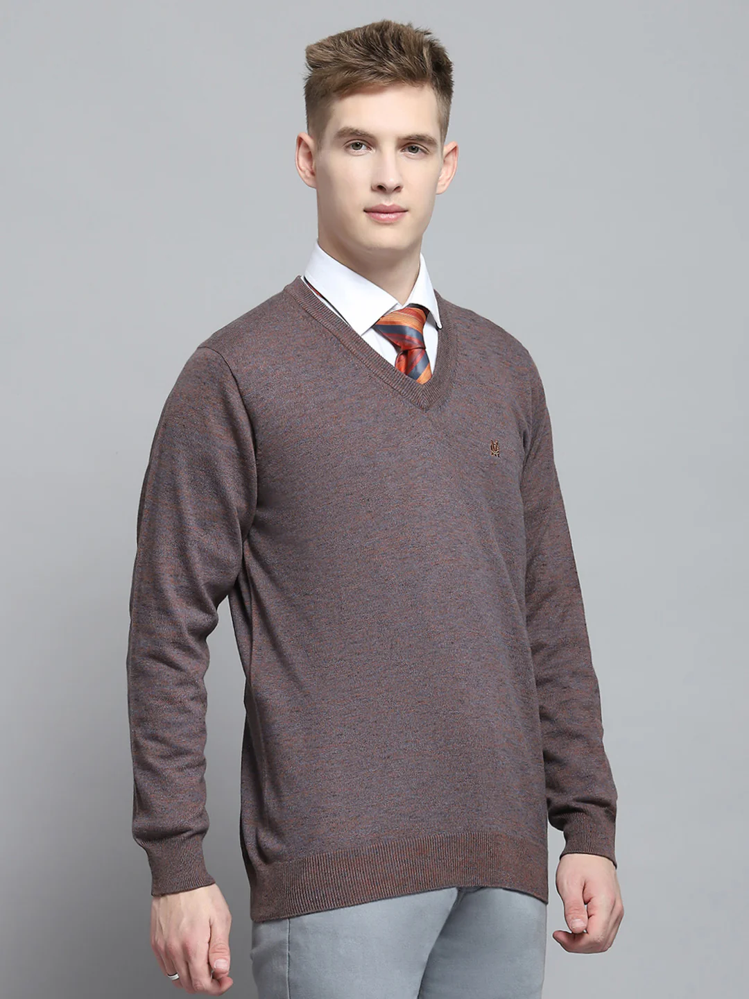 Men Brown Solid V Neck Full Sleeve Pullover - Image 4