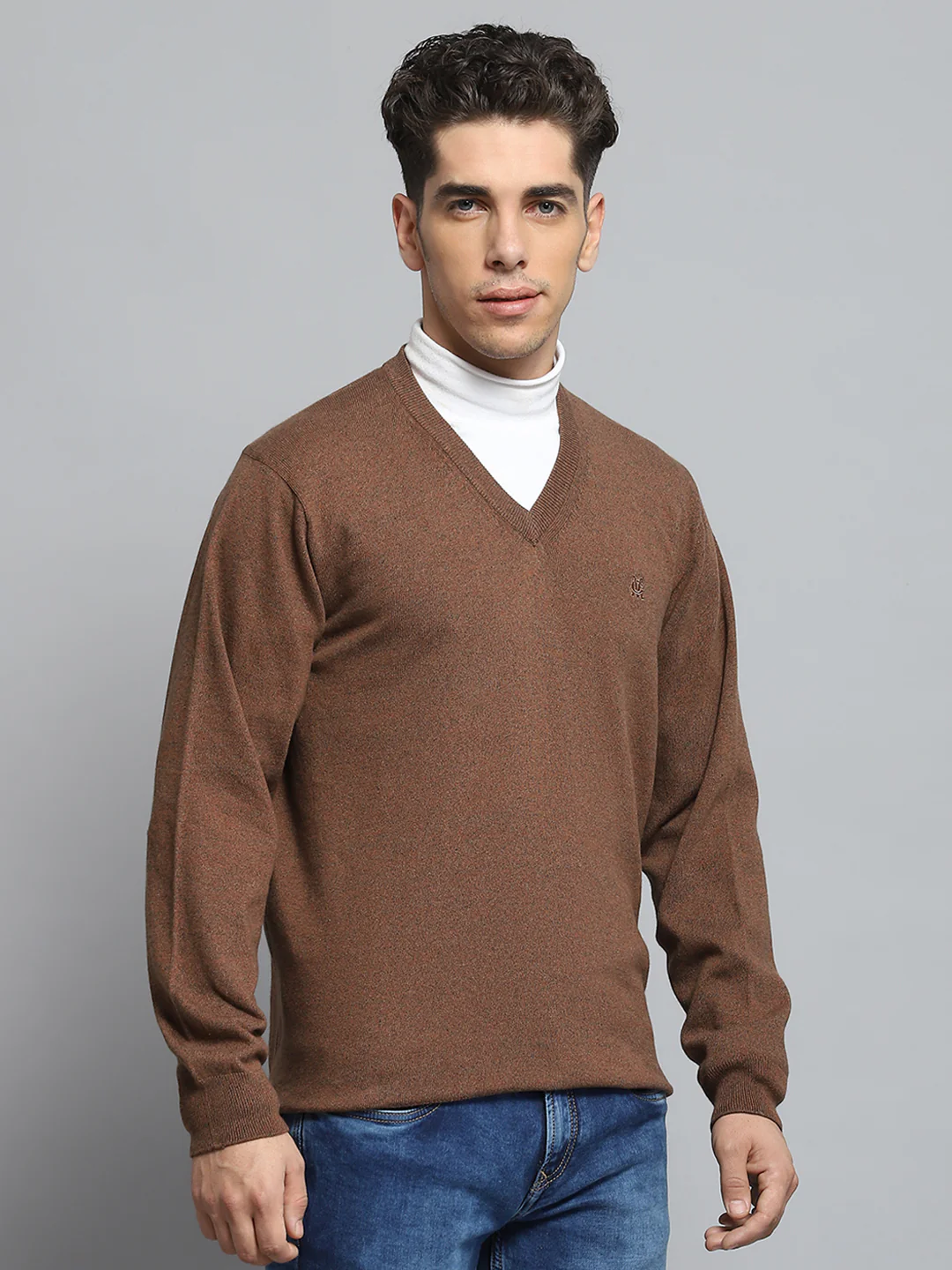 Men Brown Solid V Neck Full Sleeve Pullover - Image 4