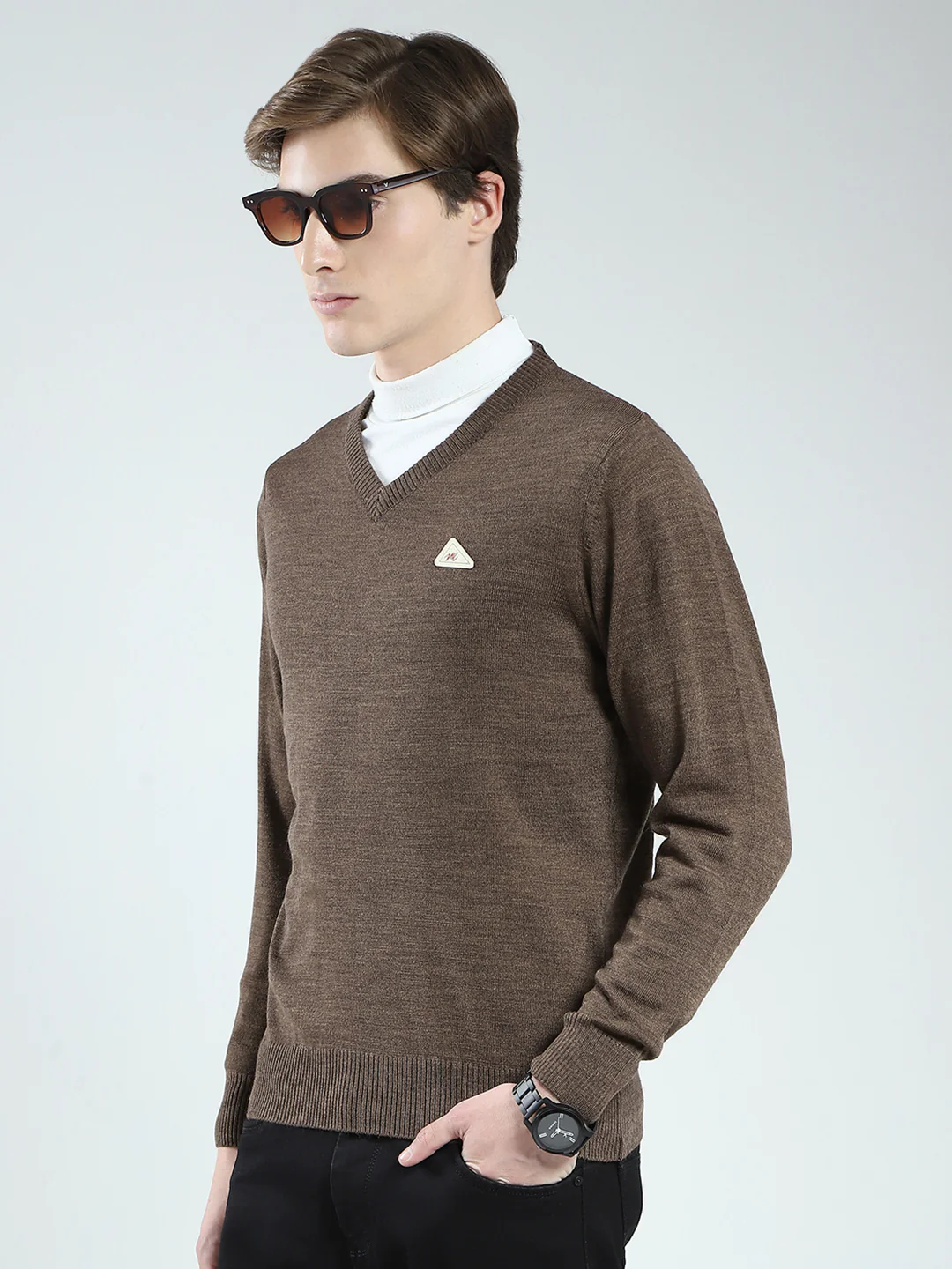 Men Brown Solid V Neck Full Sleeve Pullover - Image 3