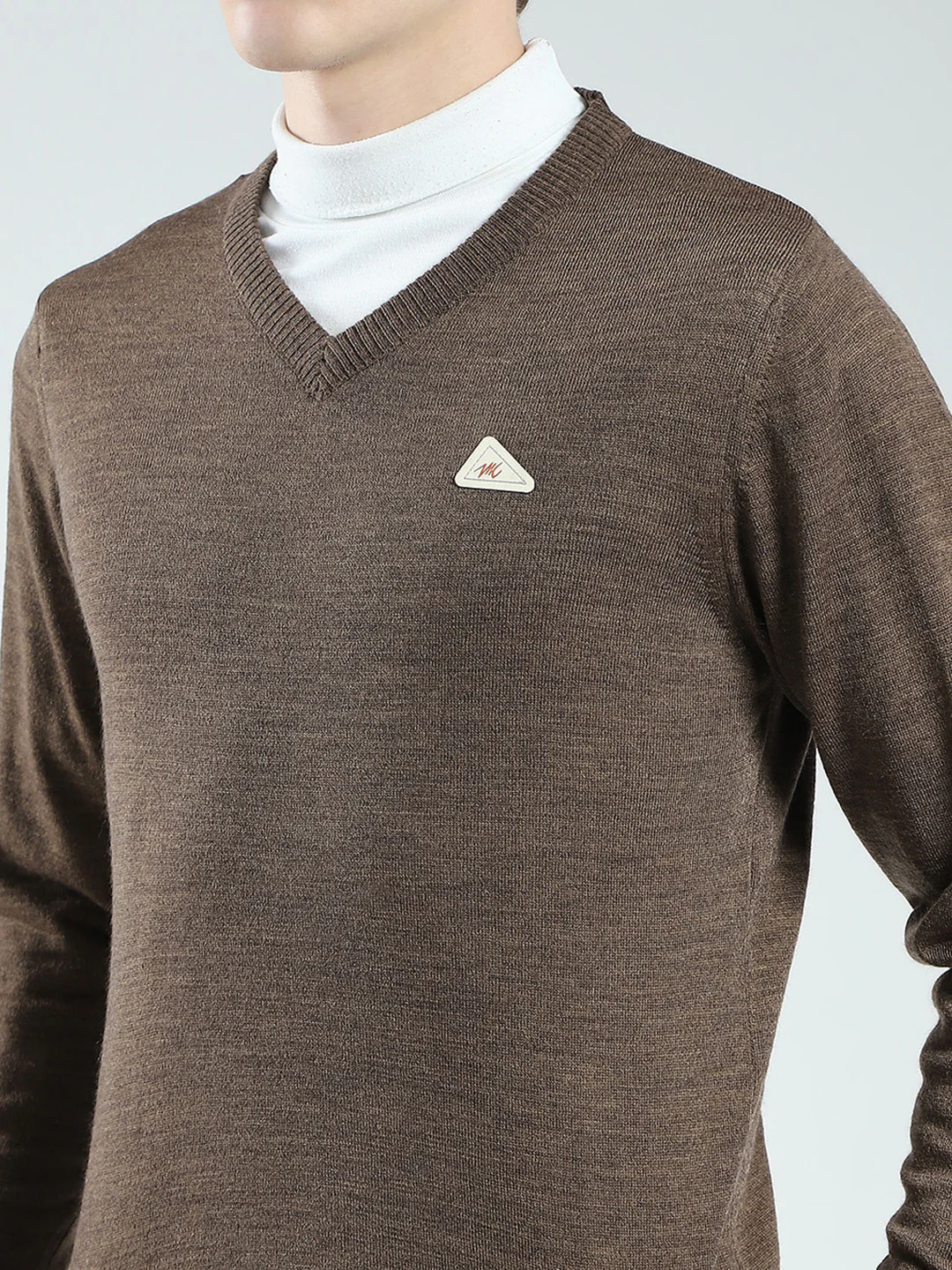 Men Brown Solid V Neck Full Sleeve Pullover - Image 7