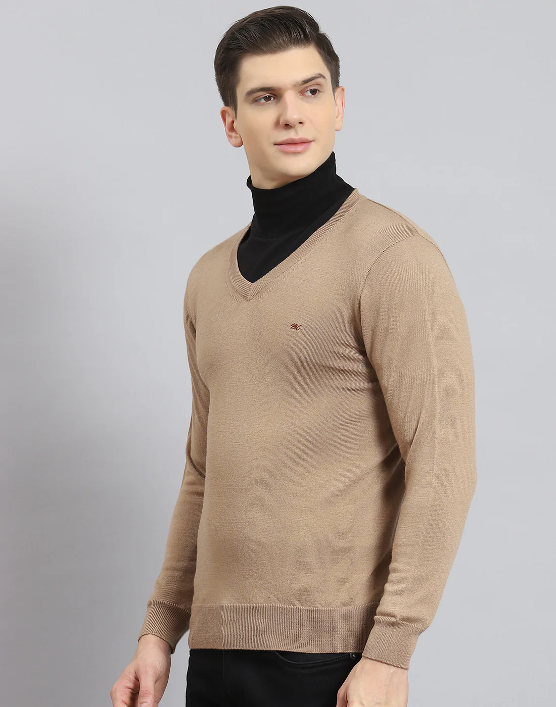 Men Brown Solid V Neck Full Sleeve Sweater - Image 4