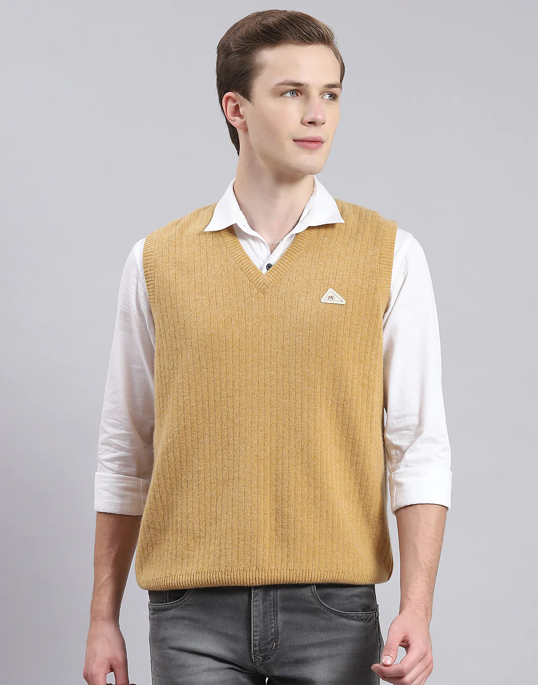 Men Brown Solid V Neck Sleeveless Sweater - Image 3