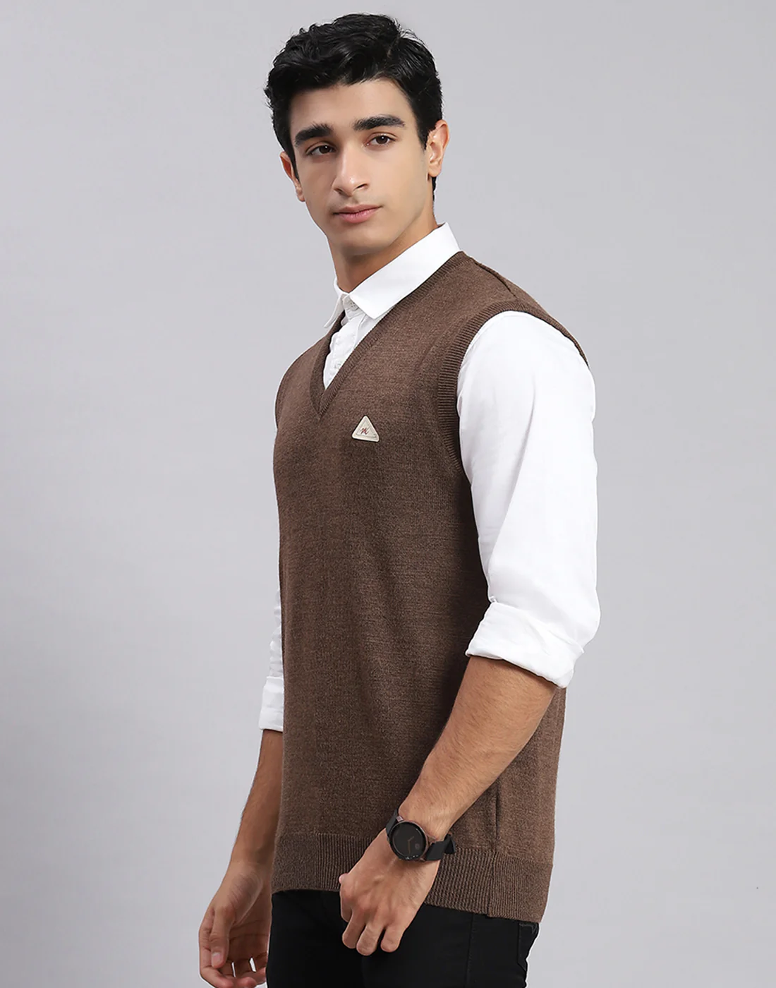 Men Brown Solid V Neck Sleeveless Sweater - Image 2