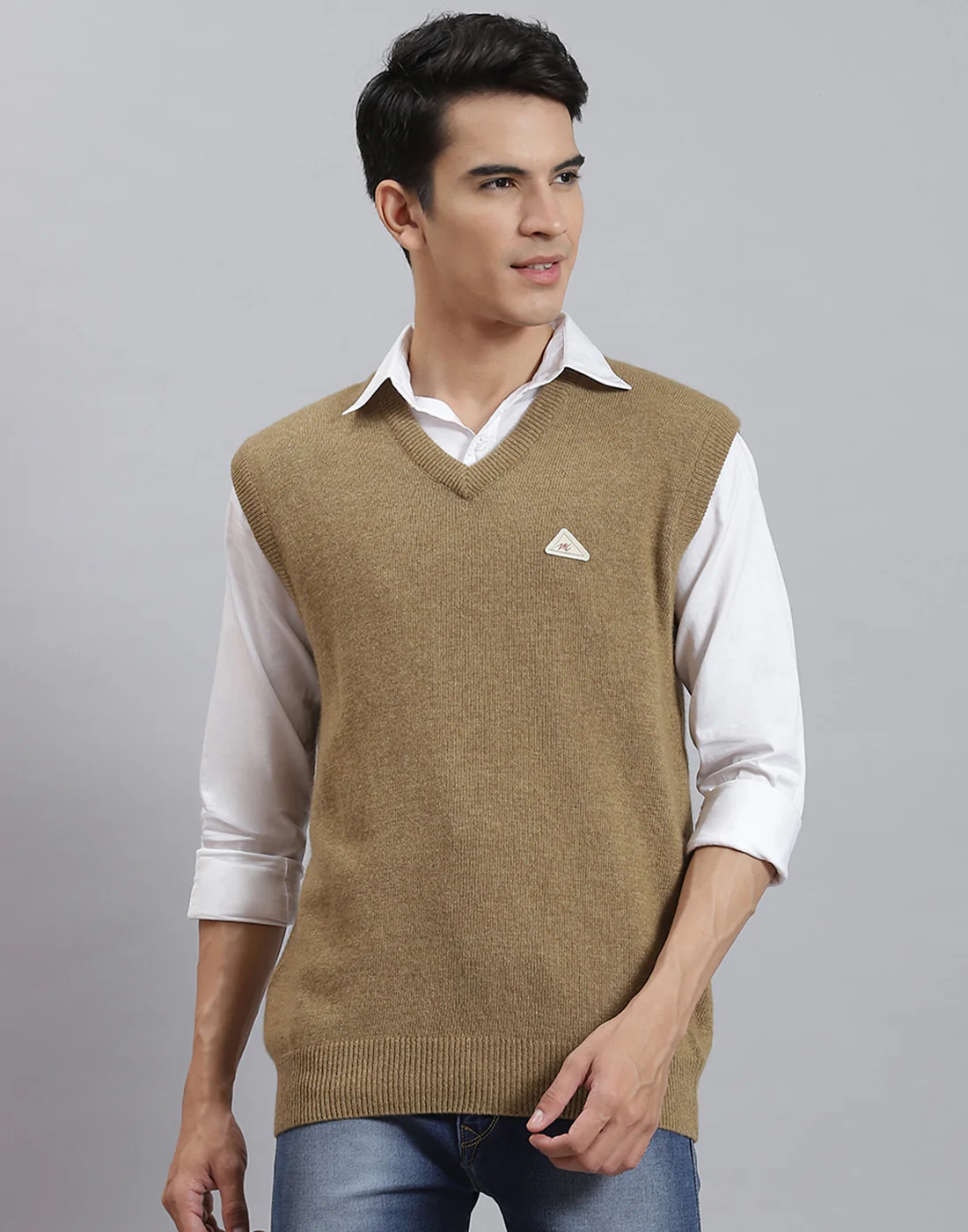 Men Brown Solid V Neck Sleeveless Sweater - Image 2