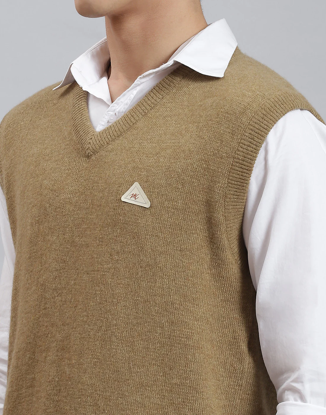 Men Brown Solid V Neck Sleeveless Sweater - Image 6