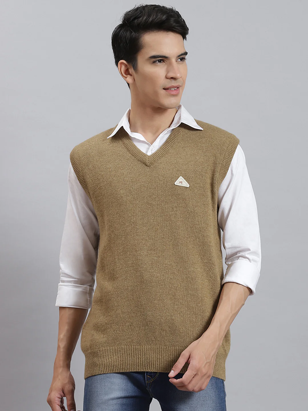 Men Brown Solid V Neck Sleeveless Sweaters/Pullovers - Image 2