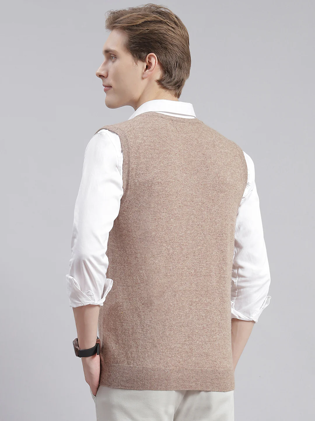 Men Brown Solid V Neck Sleeveless Sweaters/Pullovers - Image 6