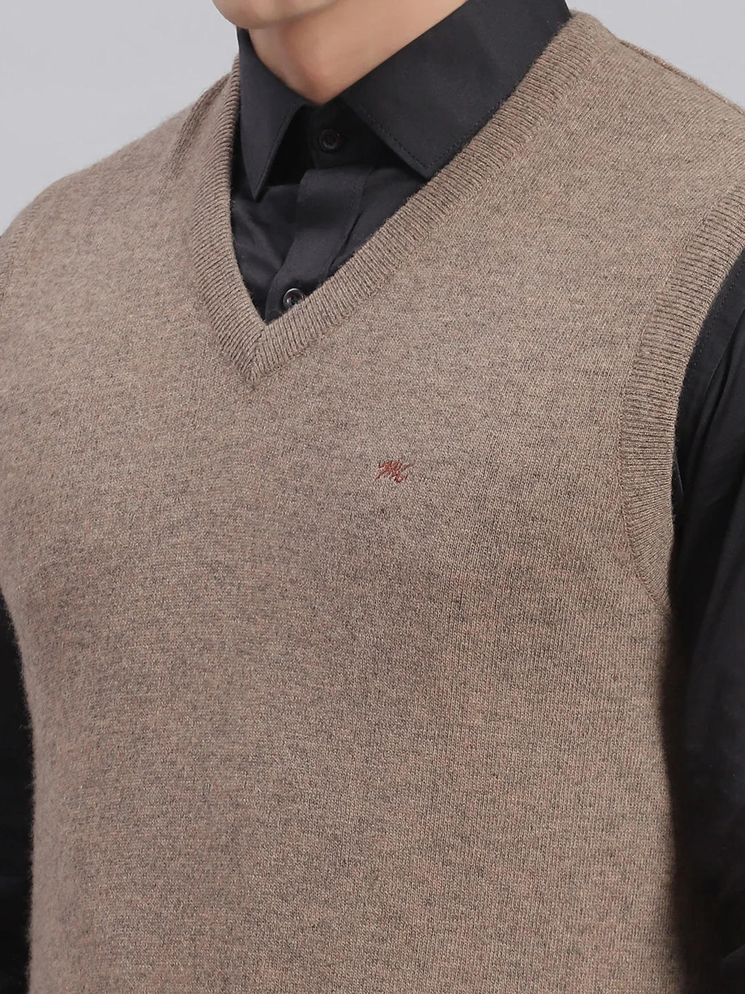 Men Brown Solid V Neck Sleeveless Sweaters/Pullovers - Image 6