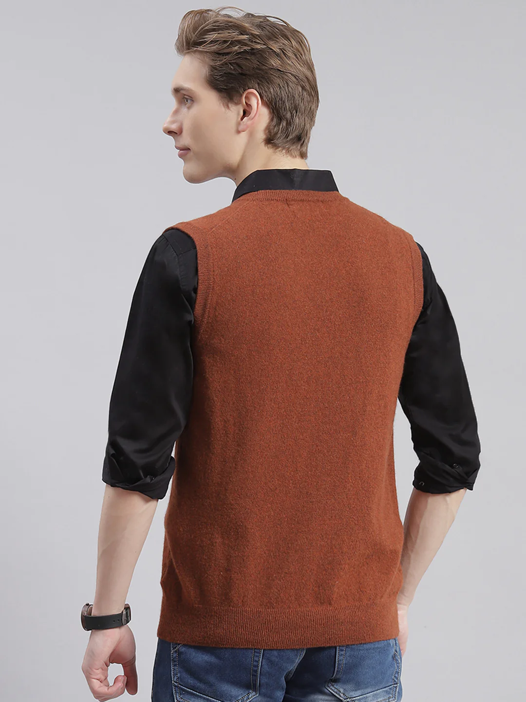 Men Brown Solid V Neck Sleeveless Sweaters/Pullovers - Image 6