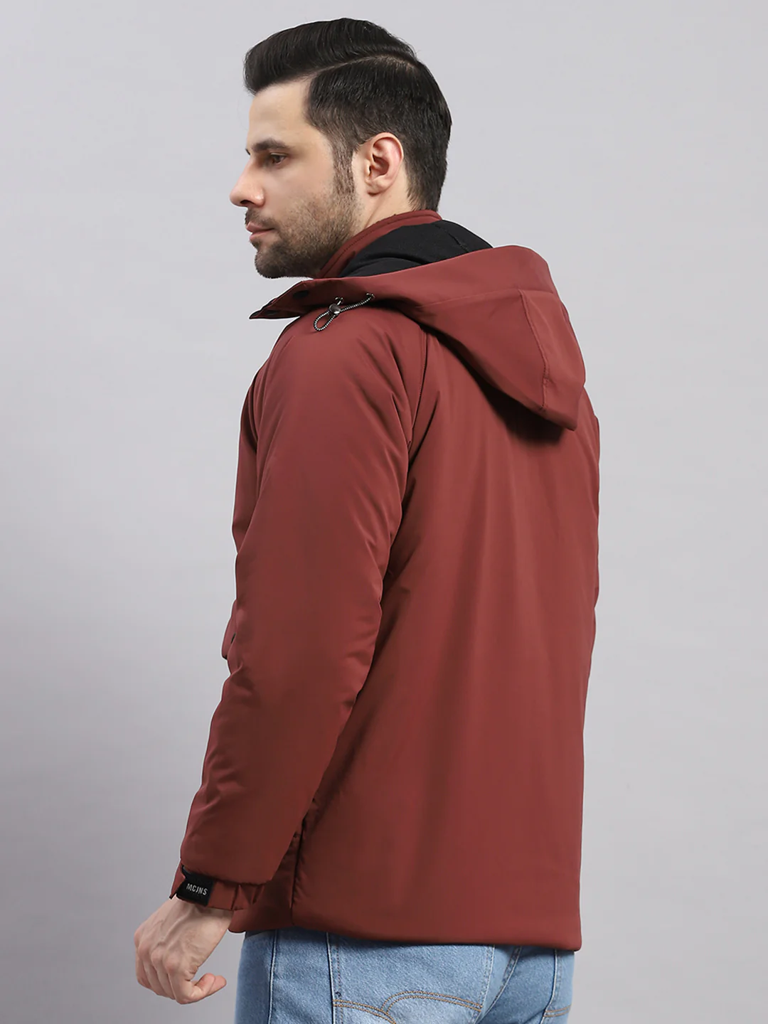 Men Burgundy Solid Hooded Full Sleeve Jacket - Image 5