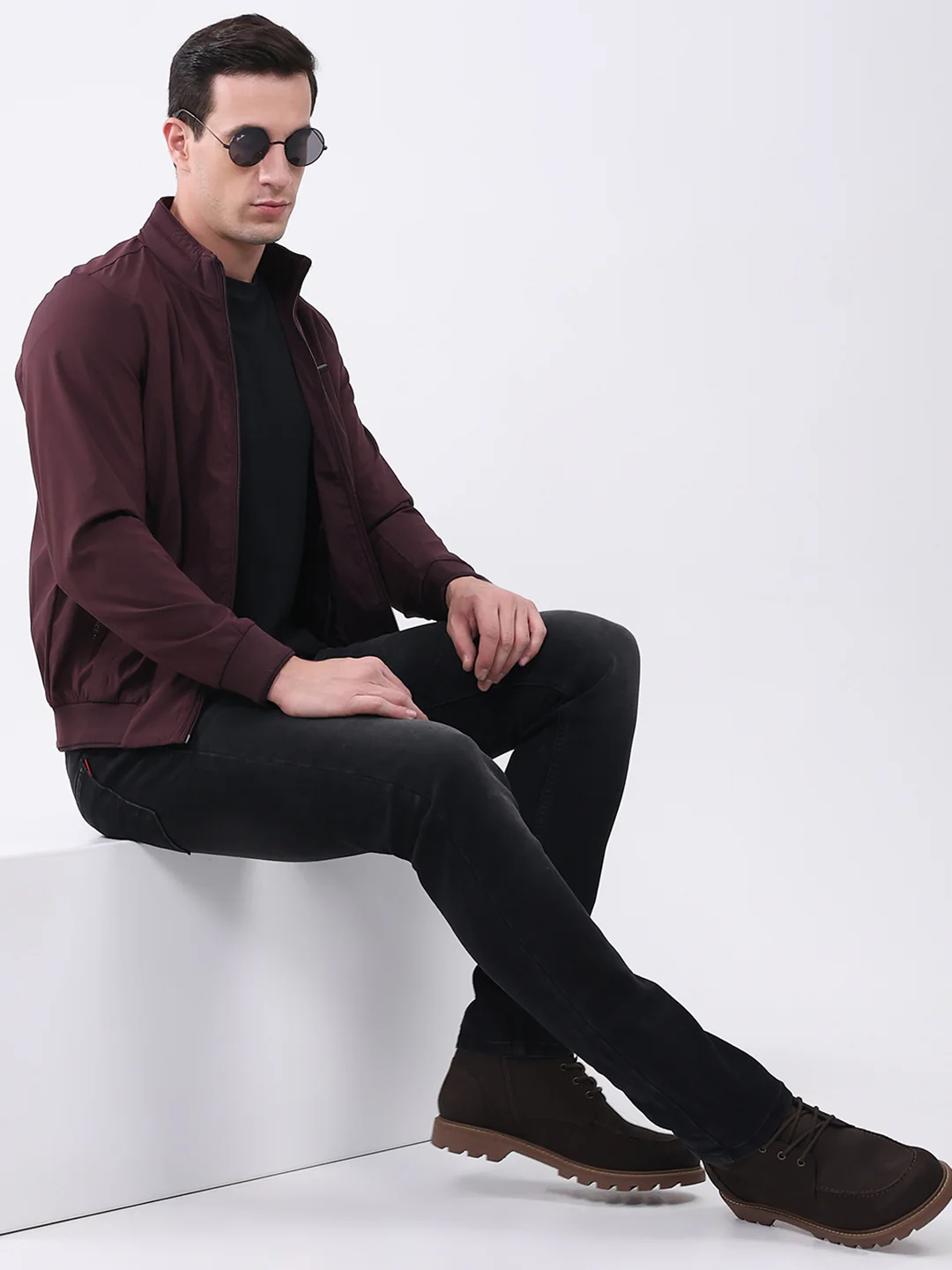 Men Burgundy Solid Mock Neck Full Sleeve Jacket - Image 2