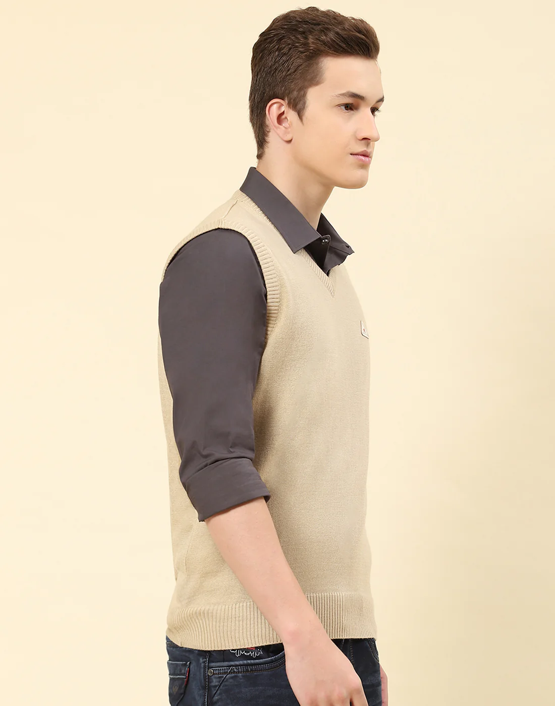 Men Camel Brown Solid V Neck Sleeveless Sweater - Image 4