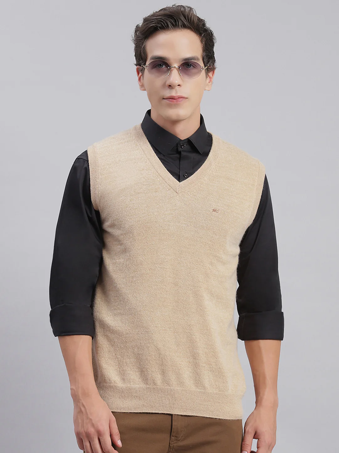 Men Camel Brown Solid V Neck Sleeveless Sweaters/Pullovers - Image 2