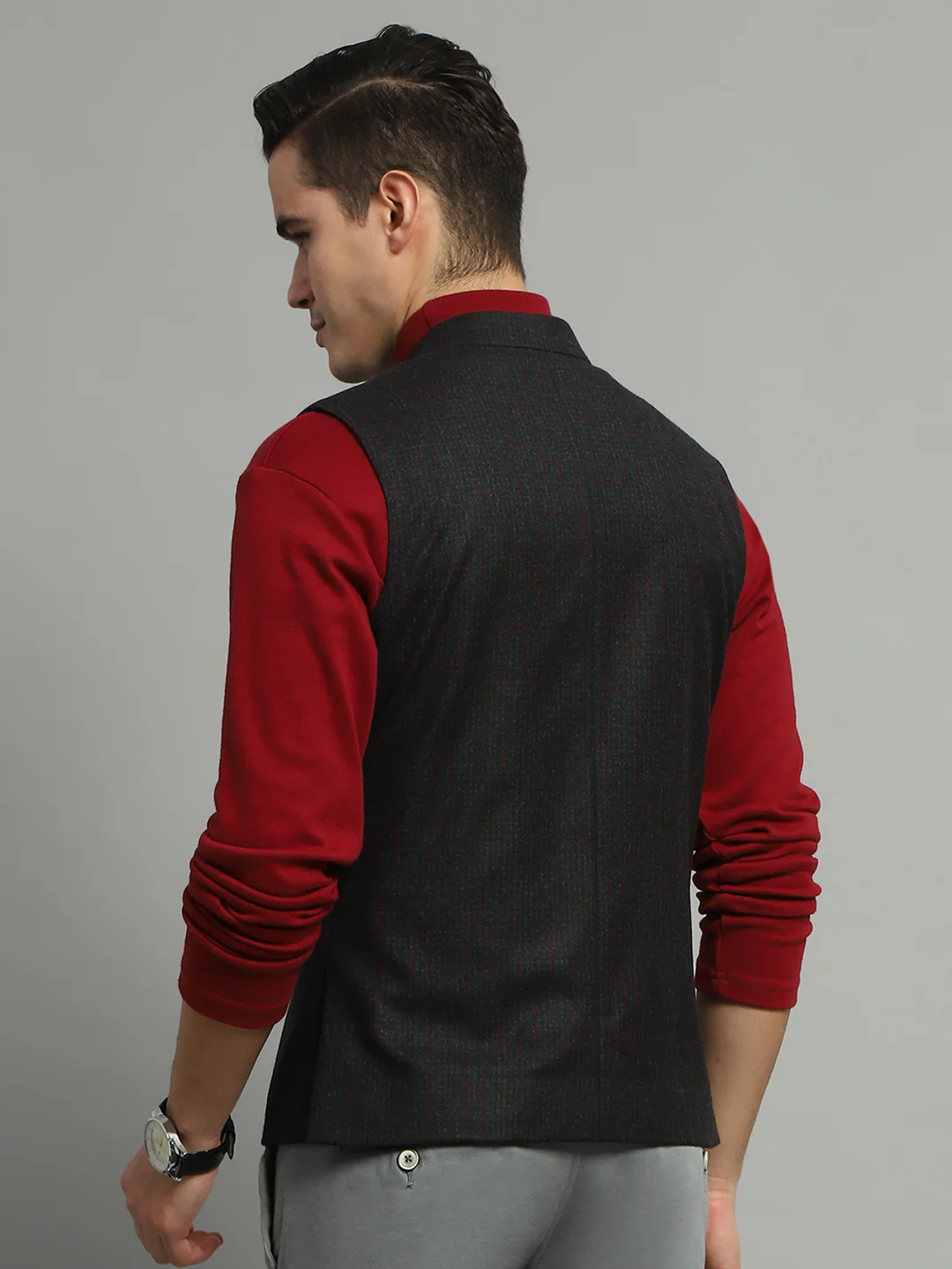 Luxuria Men Charcoal Solid Band Collar Sleeveless Jacket - Image 5