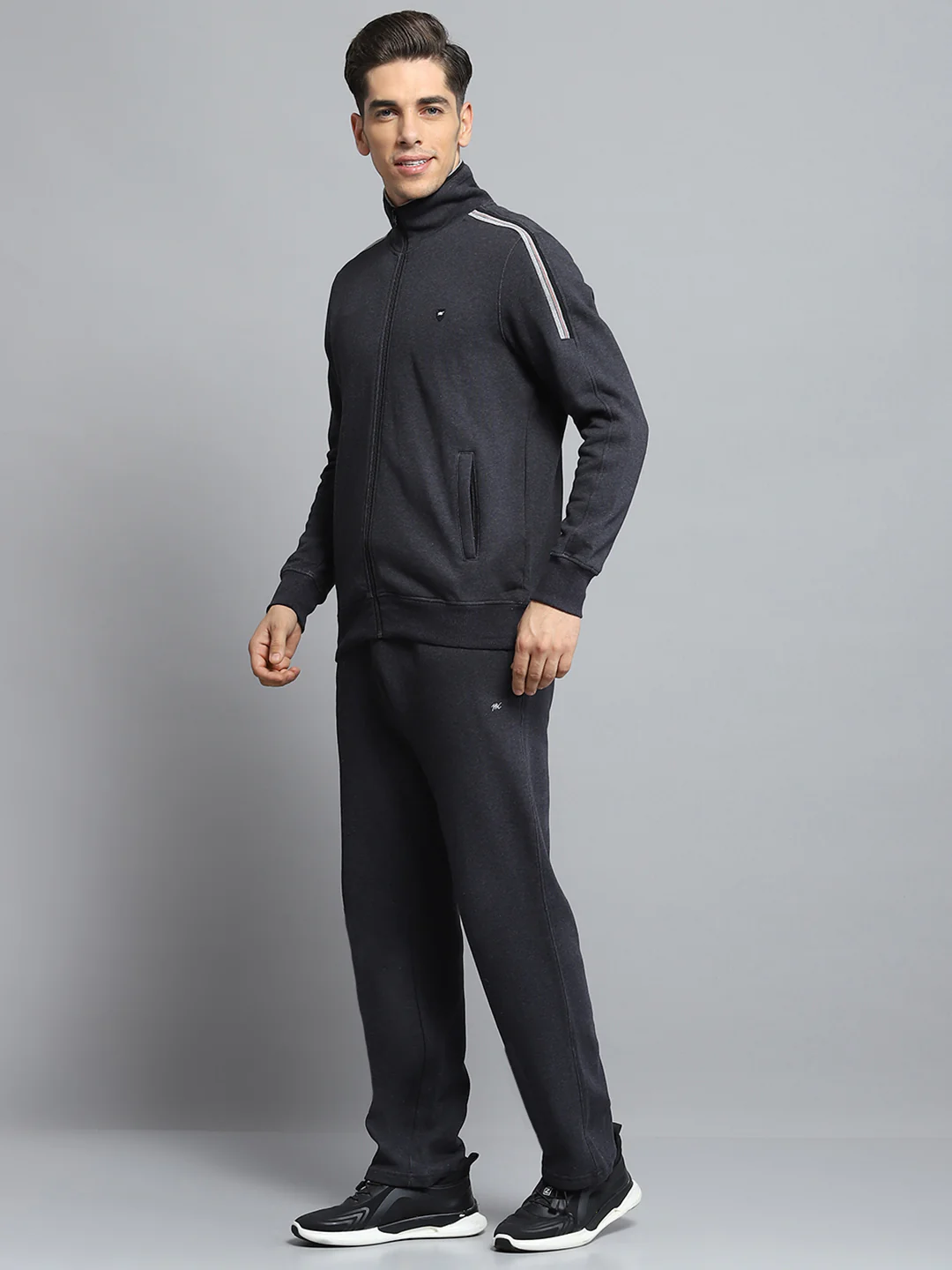 Men Charcoal Solid Mock Neck Full Sleeve Winter Tracksuit - Image 3