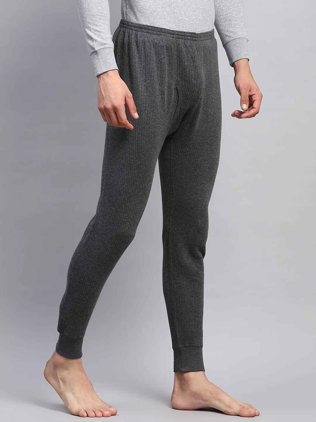 Men Charcoal Solid Thermal Lower - Image 4