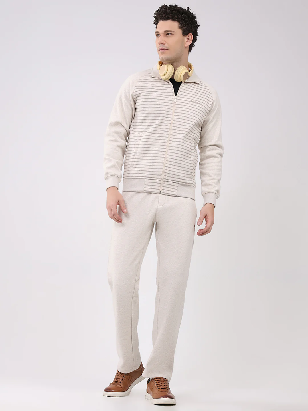 Men Cream Printed Round Neck Full Sleeve Winter Tracksuit - Image 2