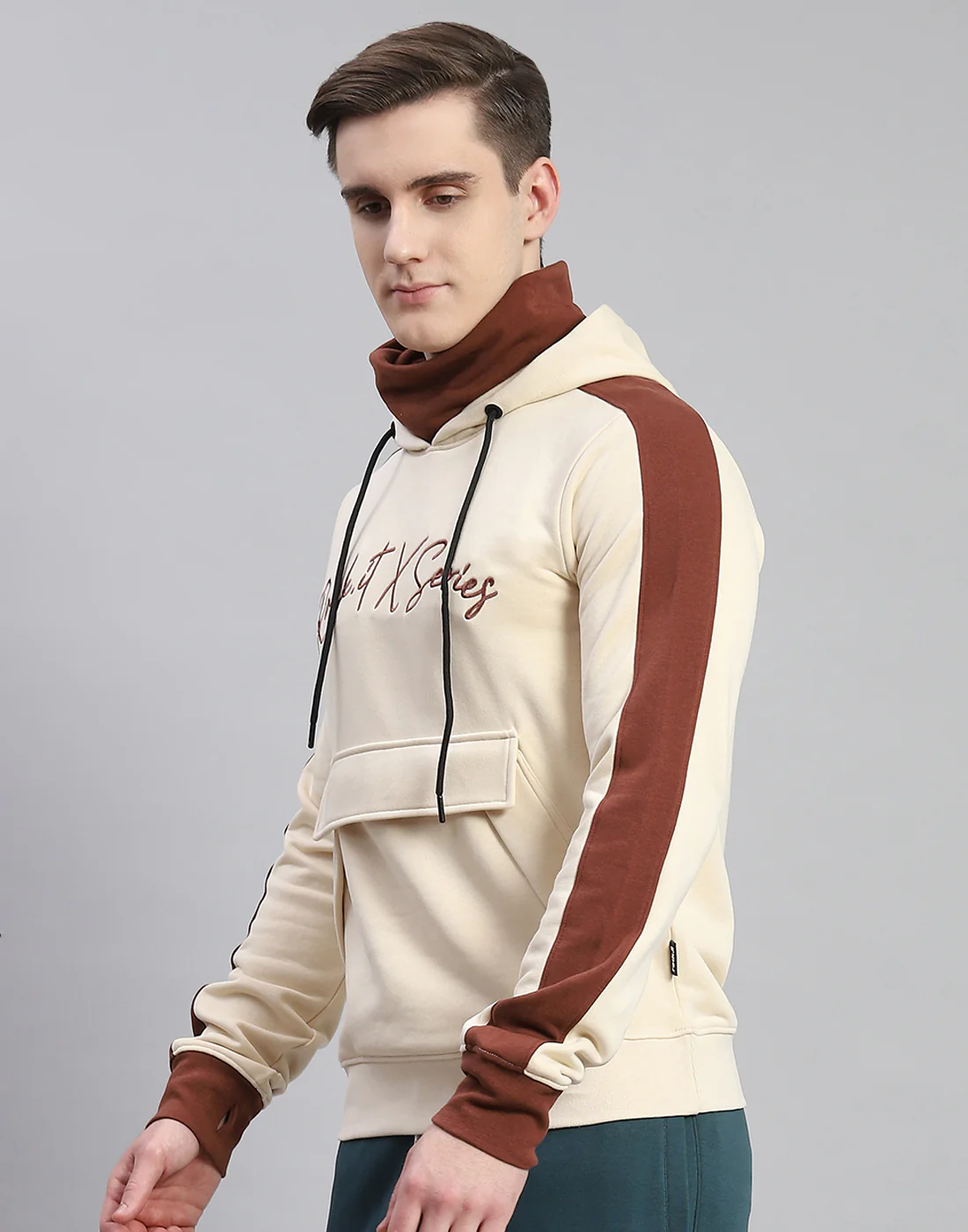 Rock.it Men Cream Solid Hooded Full Sleeve Sweatshirt - Image 4