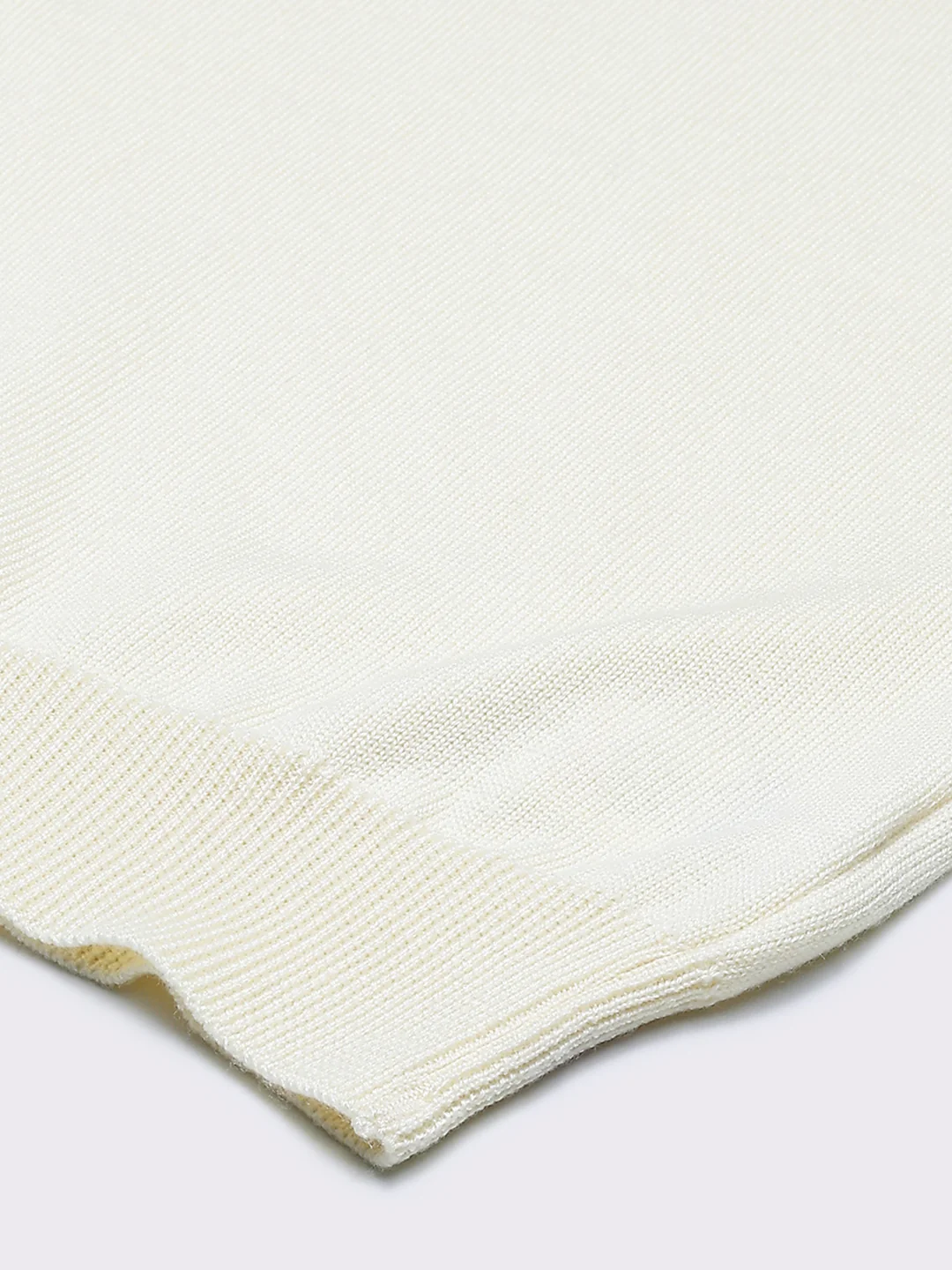 Men Cream Solid V Neck Full Sleeve Pullover - Image 8