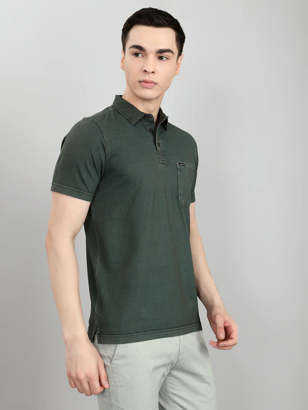 Men Dark Green Solid Collar Half Sleeve T-Shirt - Image 3
