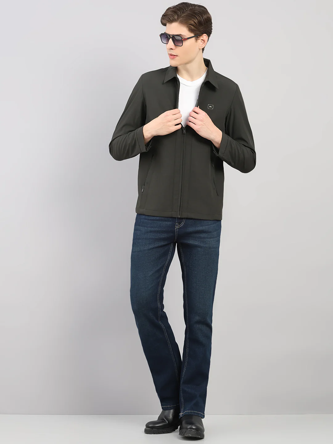 Men Dark Green Solid Stand Collar Full Sleeve Jacket - Image 2