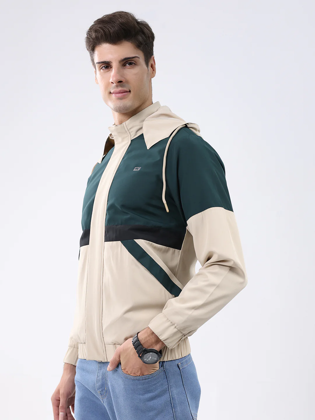 Men Green Colourblocked Hooded Full Sleeve Jacket - Image 3