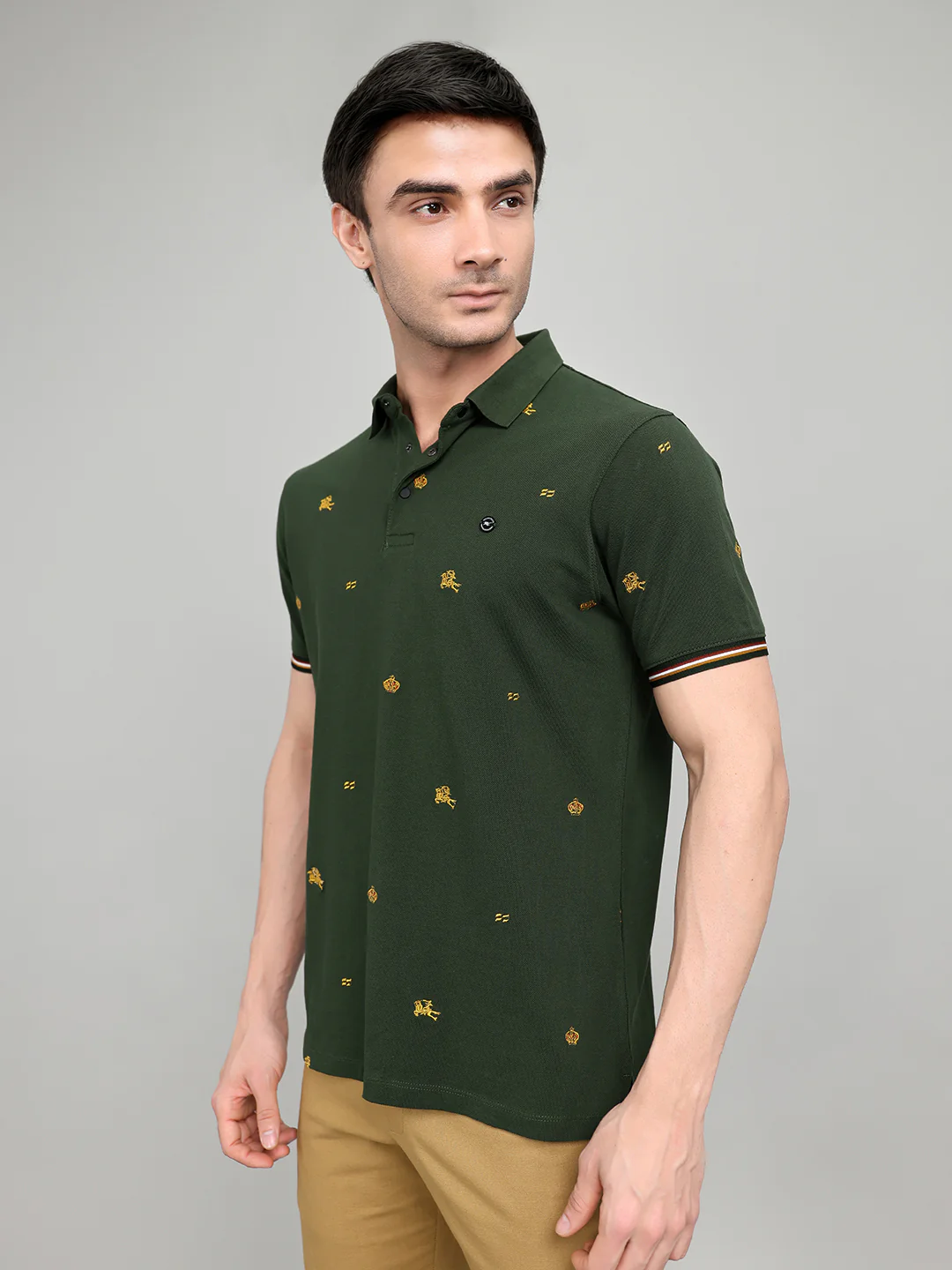 Men Green Embroidered Collar Half Sleeve T-Shirt - Image 3