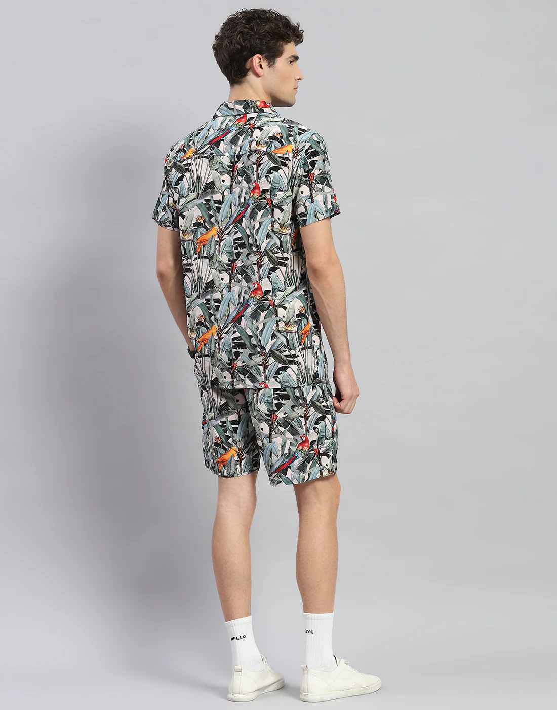 Men Green Floral Print Round Neck Half Sleeve Cords Set - Image 5