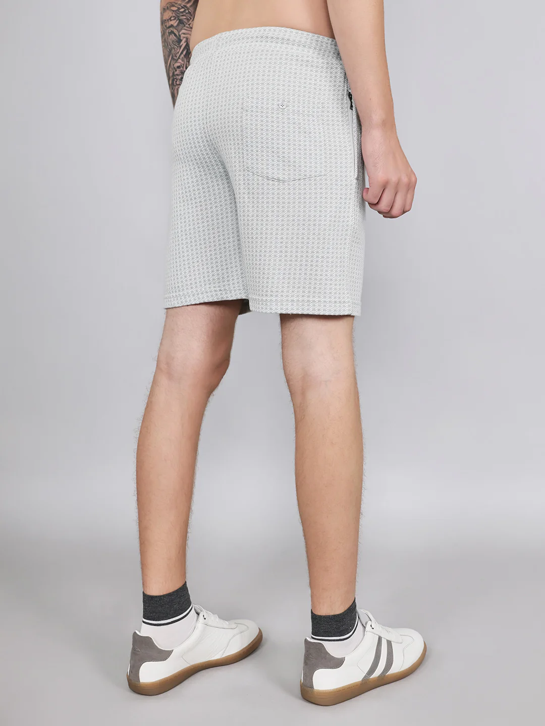 Men Green Jacquard Regular Fit Bermuda - Image 4
