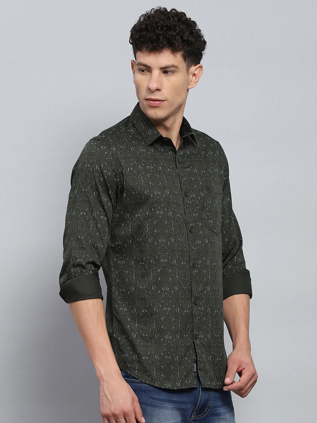 Men Green Printed Collar Full Sleeve Shirt - Image 4