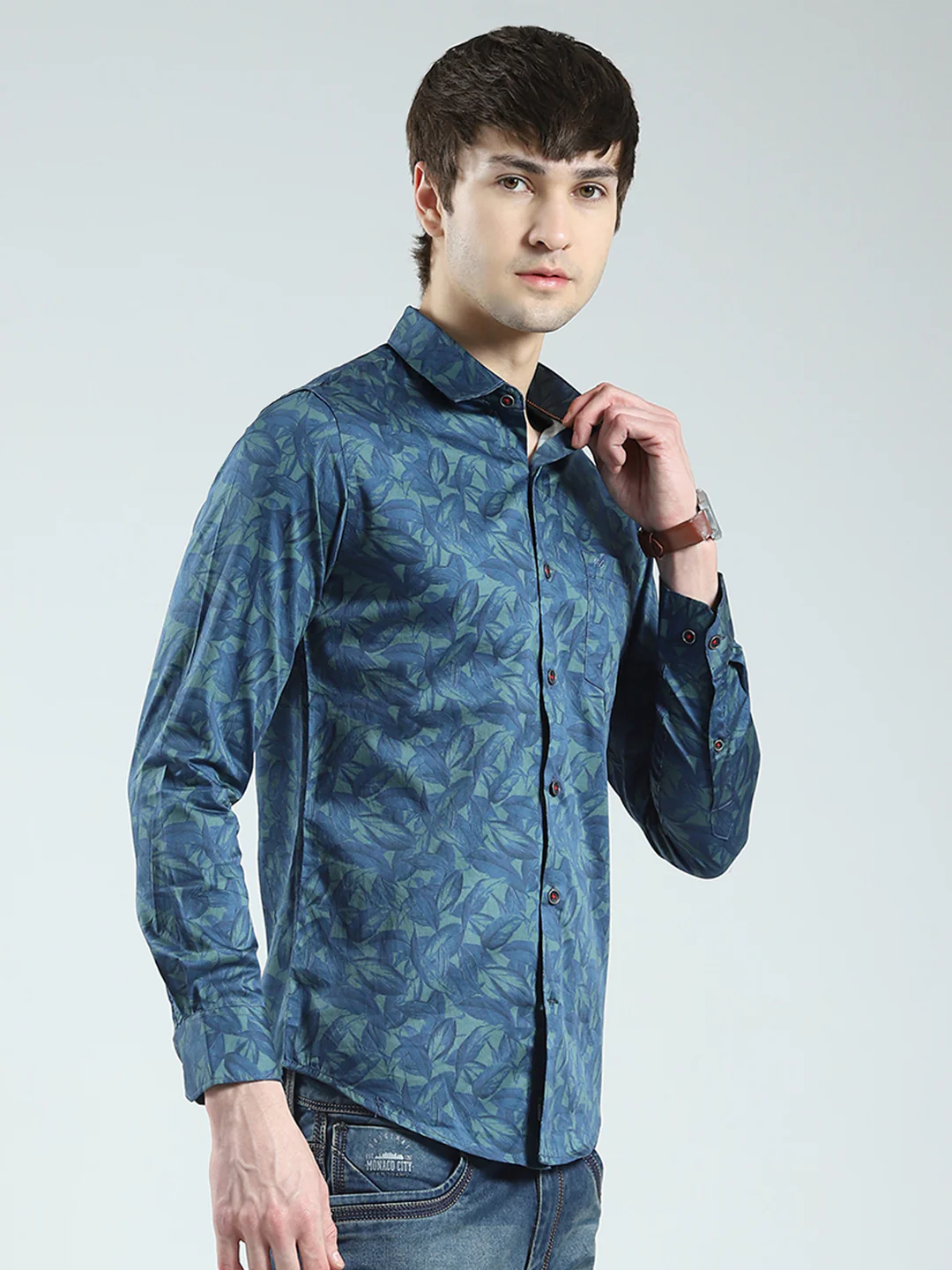 Men Green Printed Collar Full Sleeve Shirt - Image 4