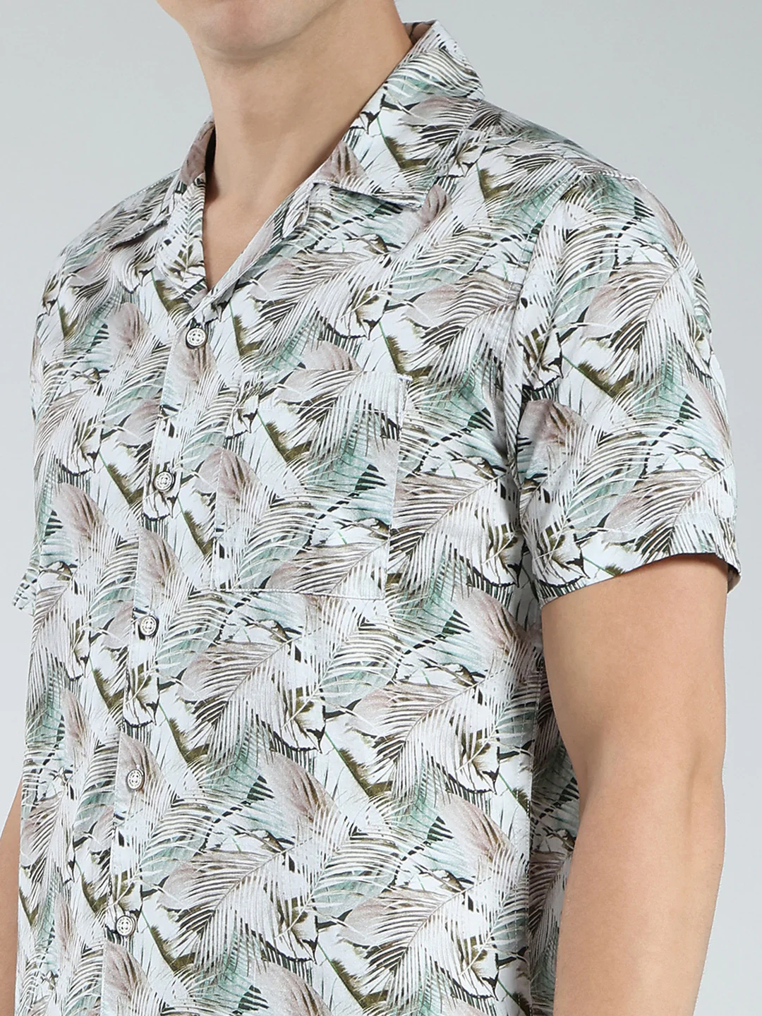 Men Green Printed Collar Half Sleeve Cords Set - Image 7