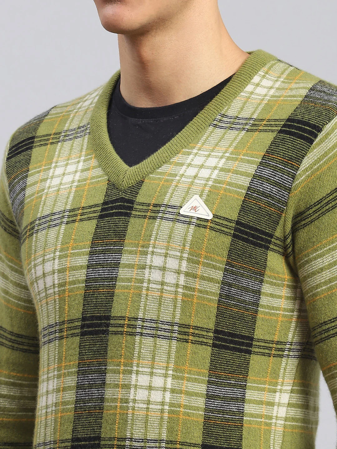 Men Green Printed Lamb wool Pullover - Image 6