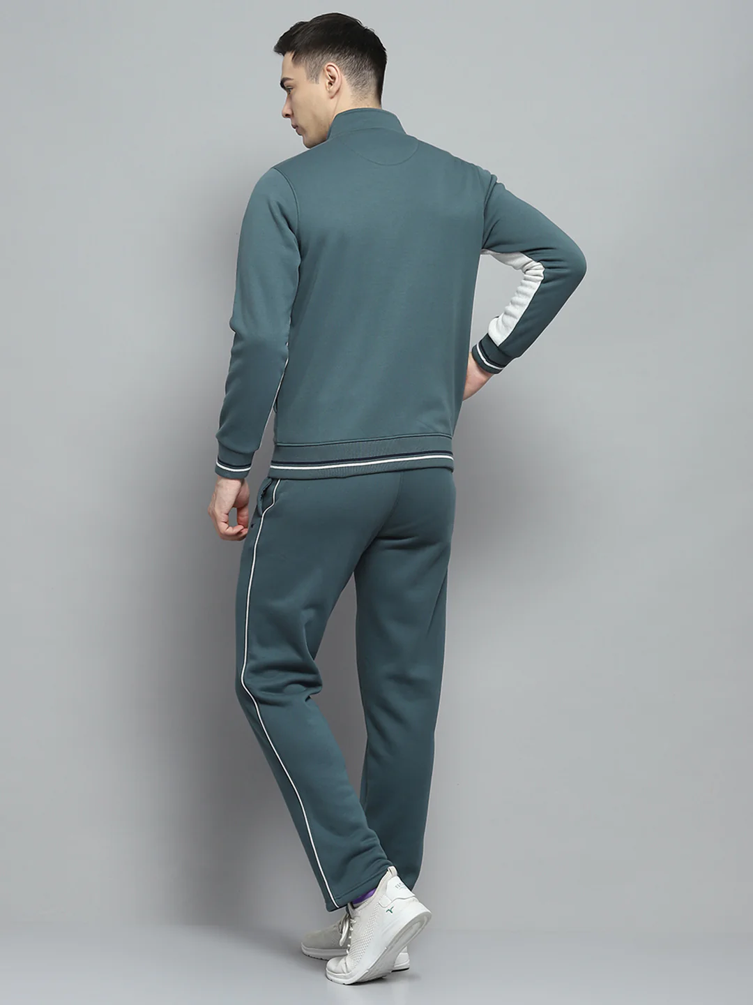Men Green Printed Mock Neck Full Sleeve Winter Tracksuit - Image 5