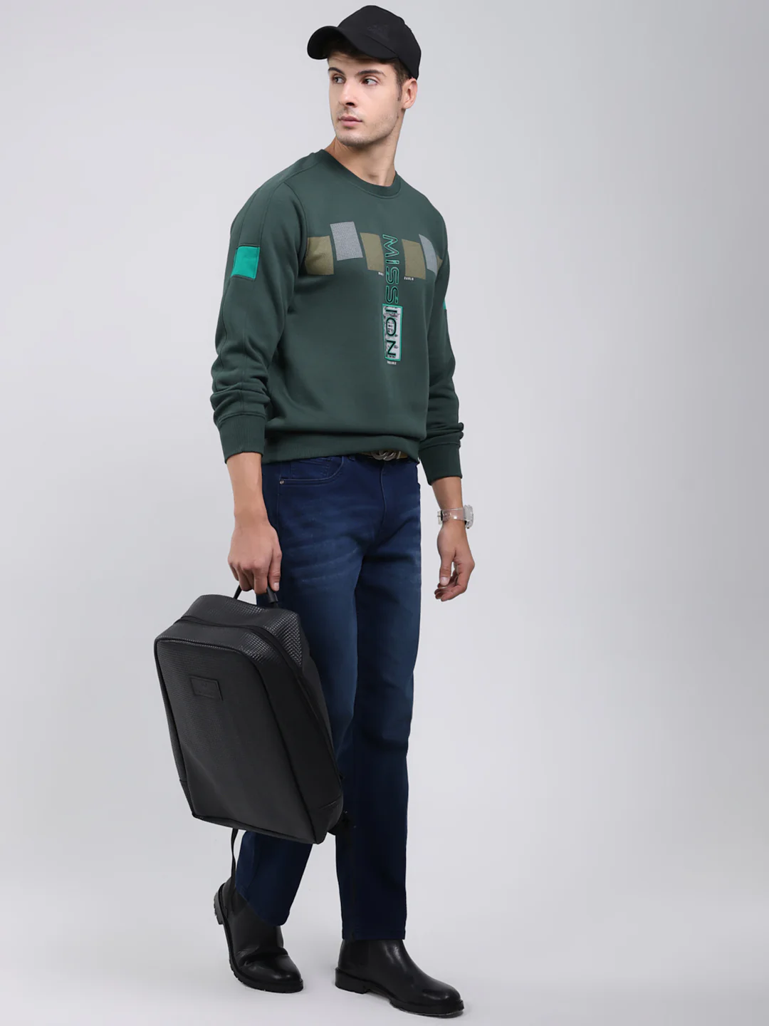 Men Green Printed Round Neck Full Sleeve Sweatshirt - Image 2
