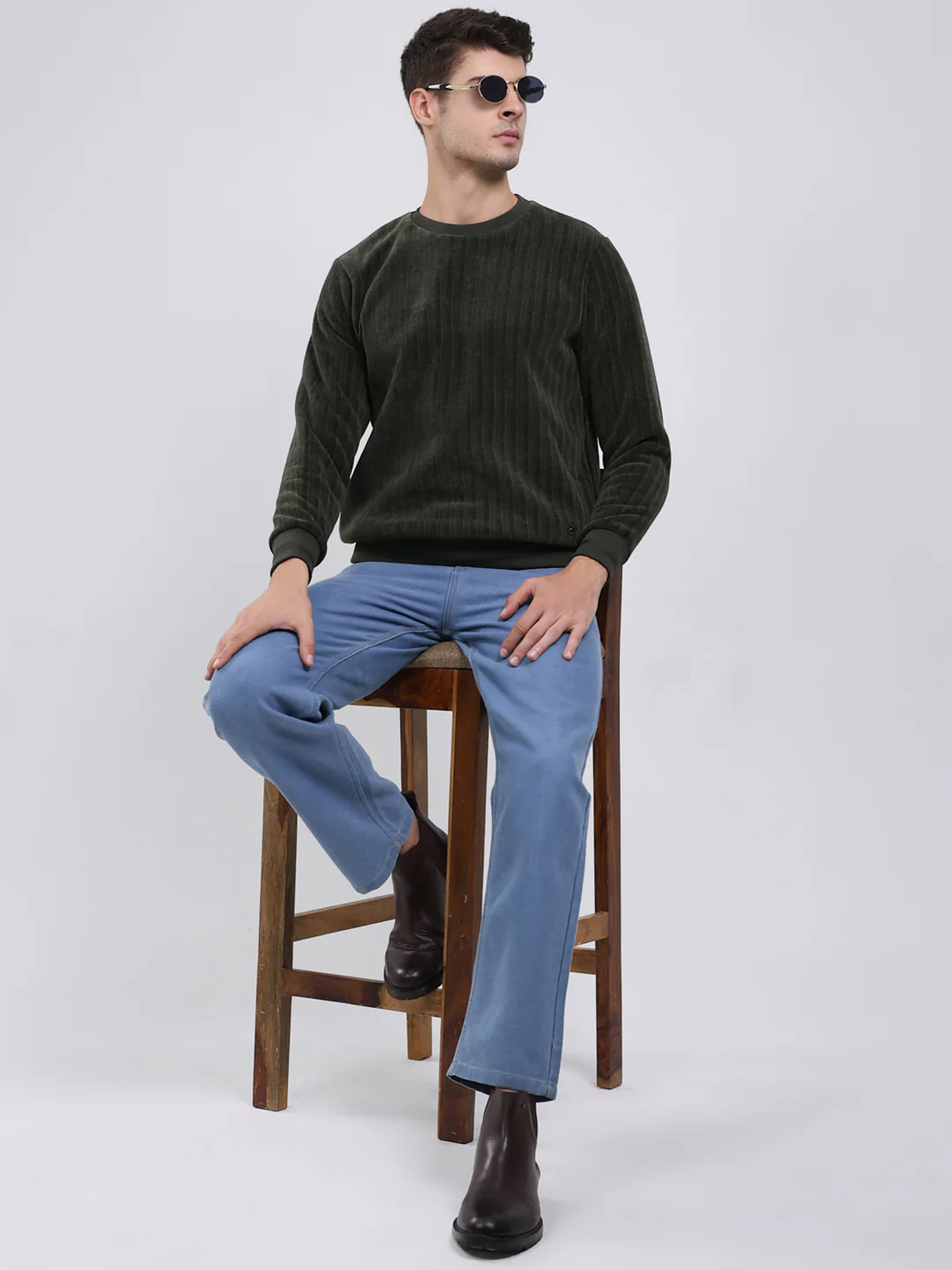 Men Green Self Design Round Neck Full Sleeve Sweatshirt - Image 2