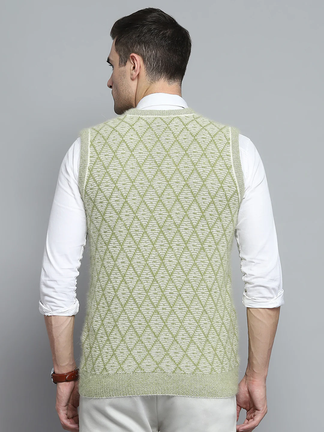 Men Green Self Design V Neck Sleeveless Sweater - Image 5