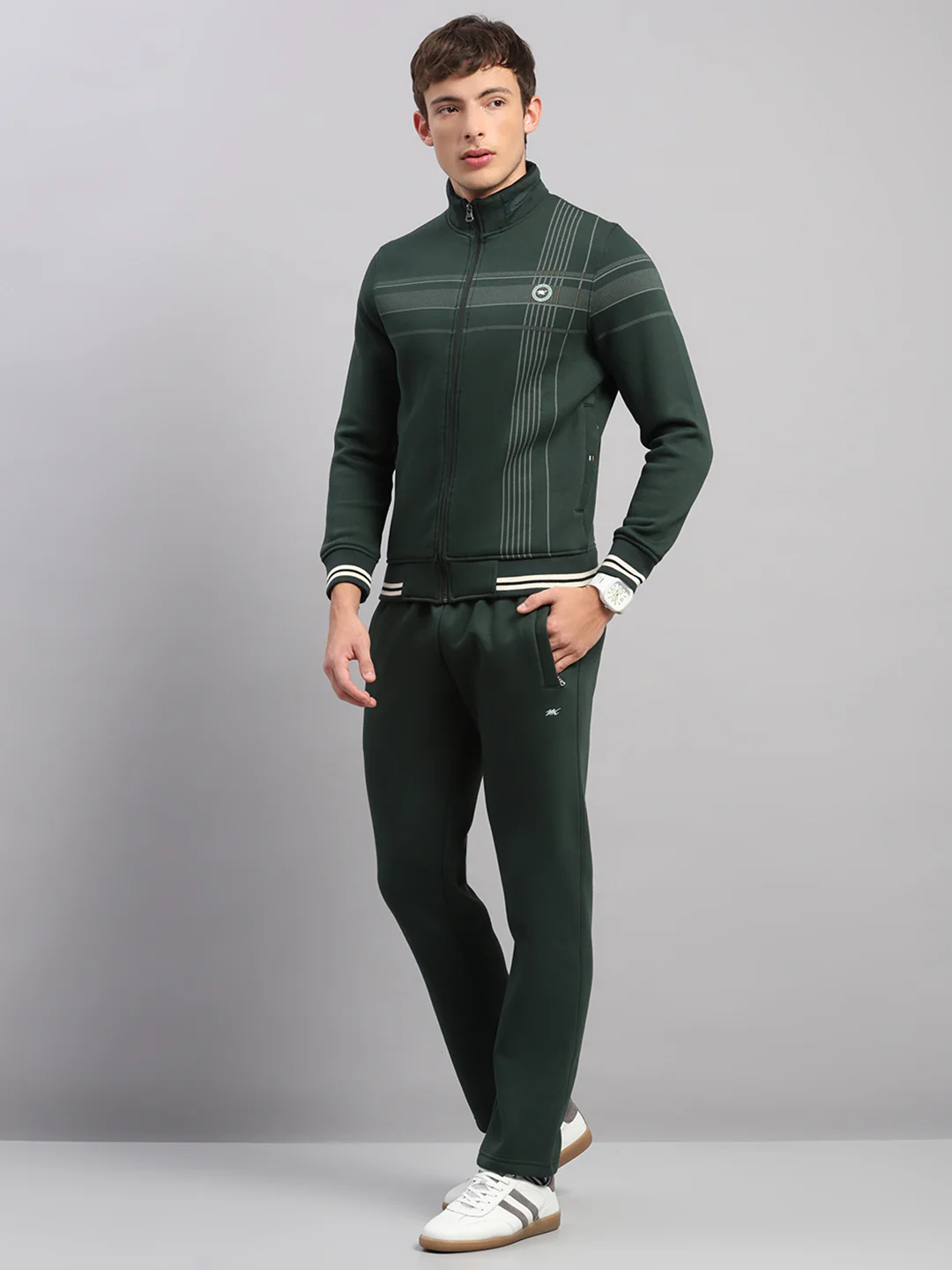 Men Green Solid Collar Full Sleeve Winter Tracksuit - Image 3
