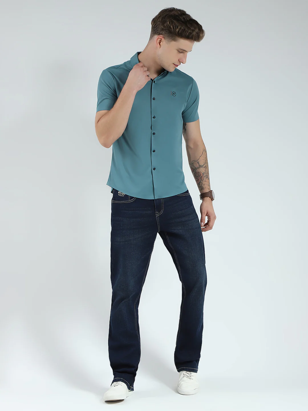 Men Green Solid Collar Half Sleeve Shirt - Image 2