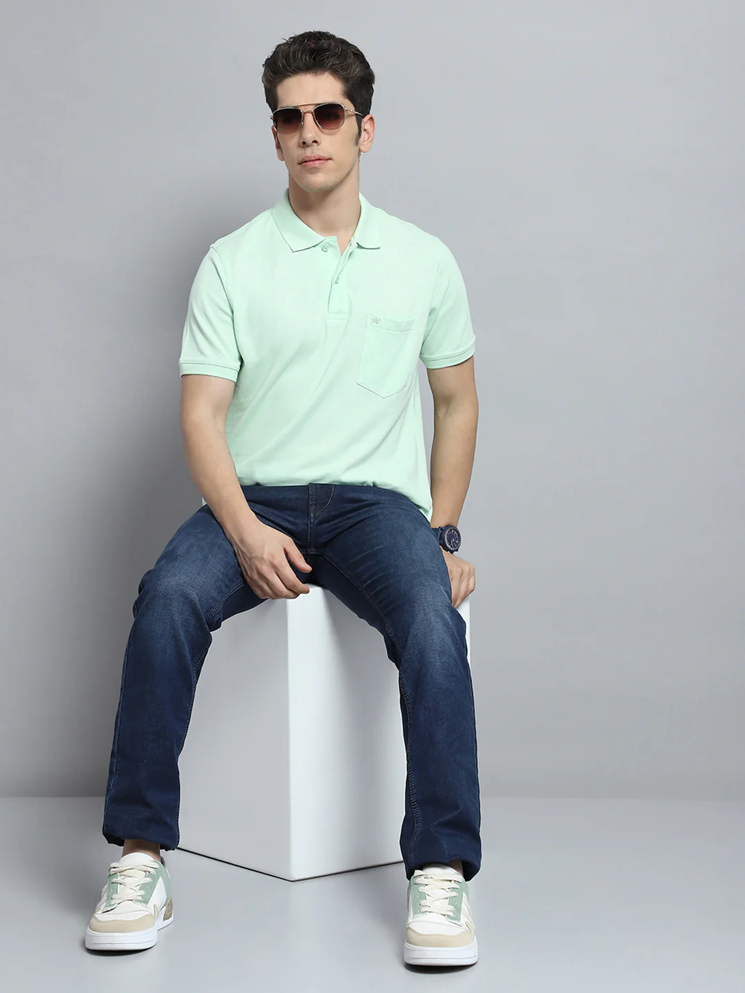 Men Green Solid Collar Half Sleeve T-Shirt - Image 2