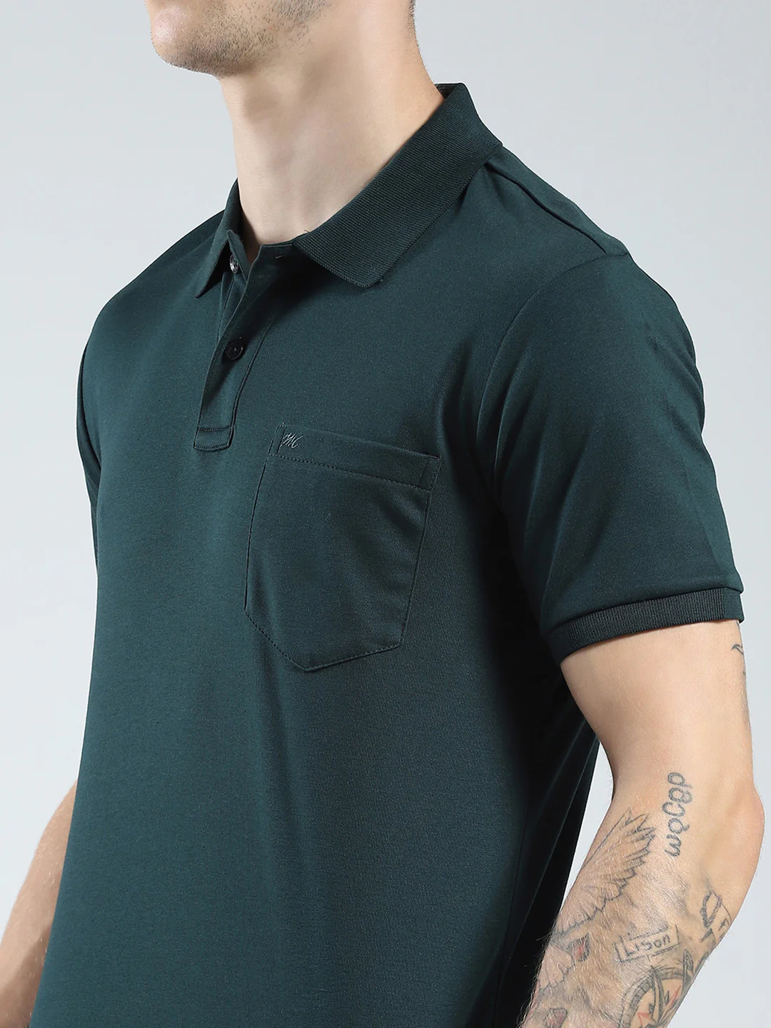 Men Green Solid Collar Half Sleeve T-Shirt - Image 7