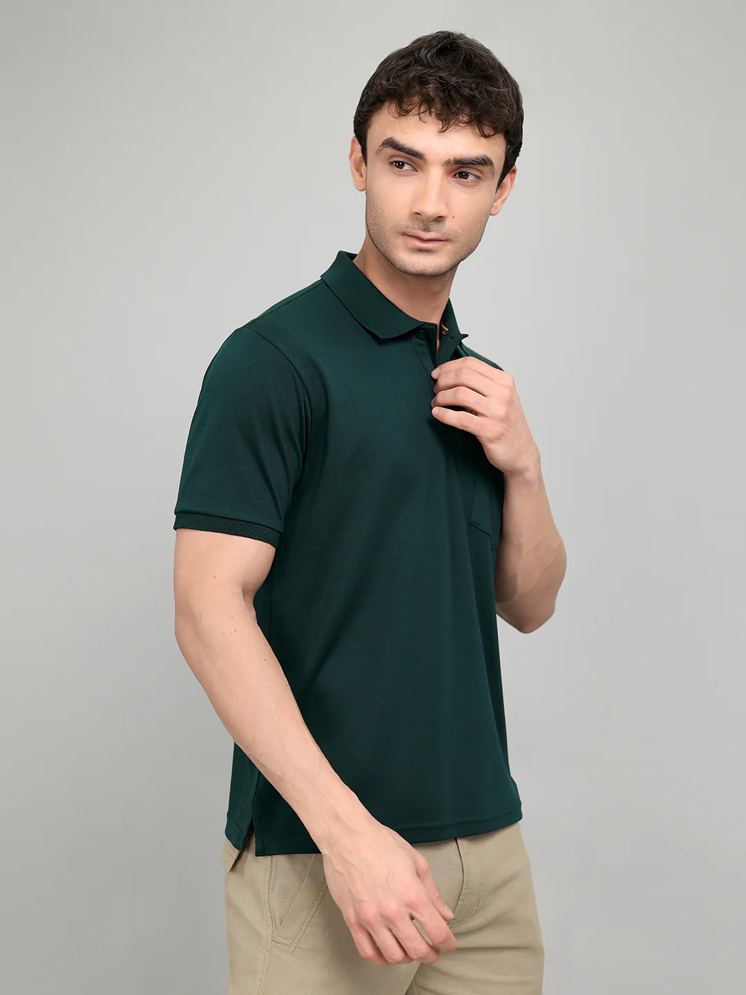 Men Green Solid Collar Half Sleeve T-Shirt - Image 3
