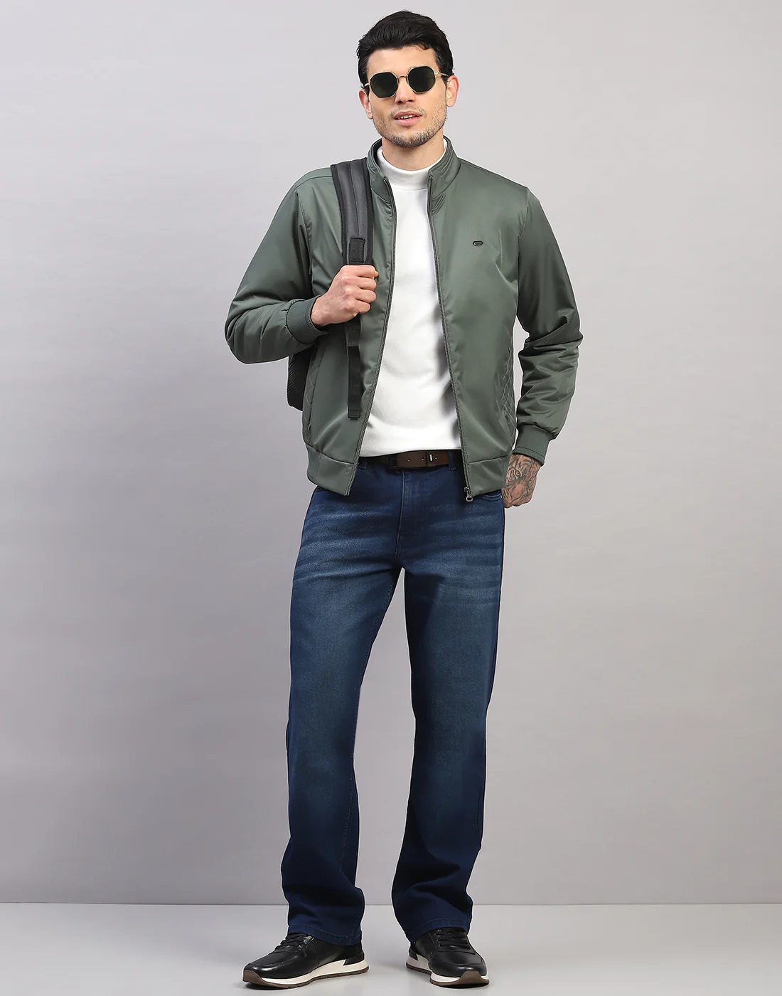 Men Green Solid  Full Sleeve Jacket - Image 6