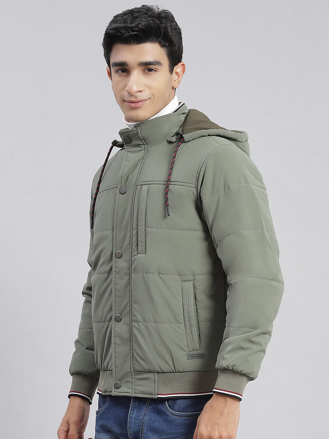 Men Green Solid Hooded Full Sleeve Jackets - Image 4