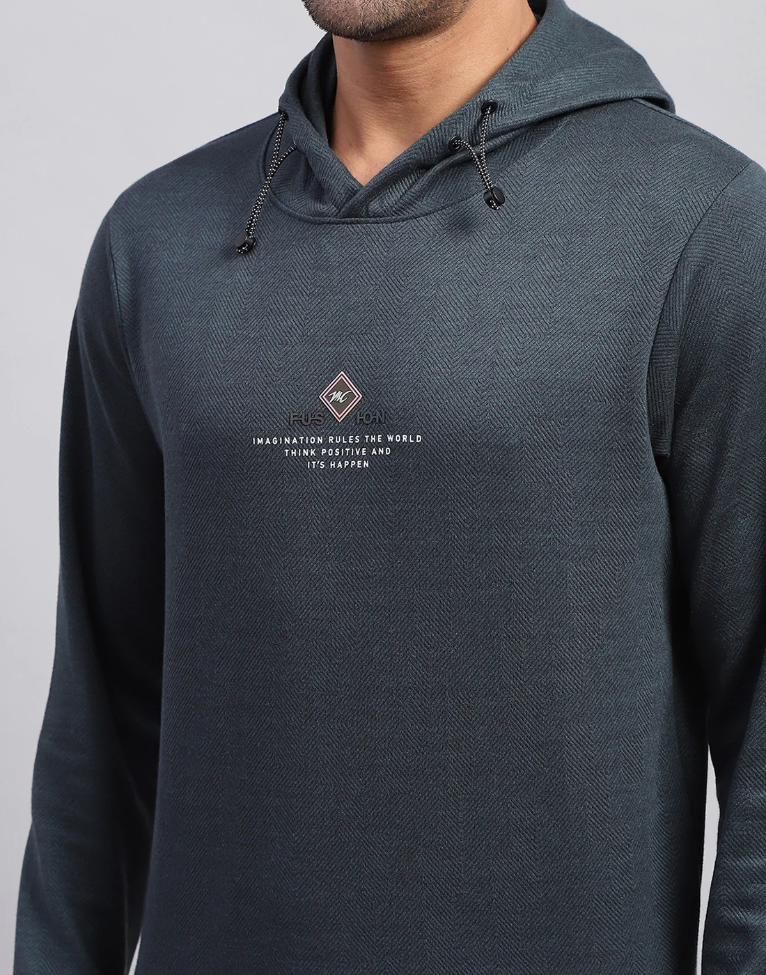 Men Green Solid Hooded Full Sleeve Winter T-Shirt - Image 7